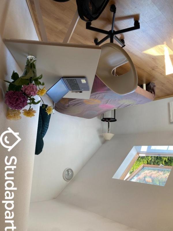 Chambre - 11 m² - 1 pièce