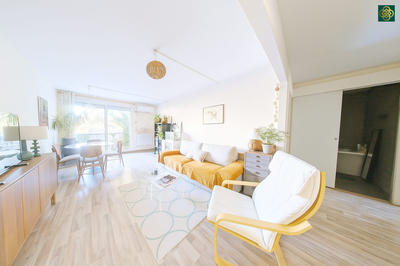 Appartement - 74 m² - 4 pièces