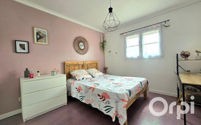 Maison - 267 m² - 11 pièces