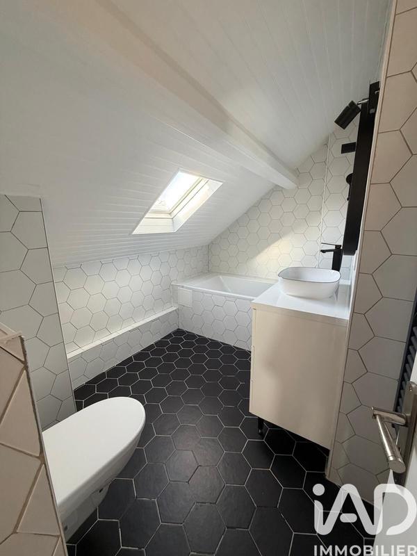 Maison de village - 107 m² - 5 pièces