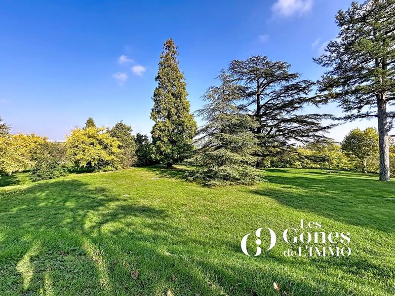 Appartement - 90 m² - 3 pièces