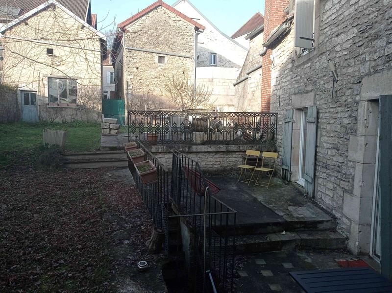 Maison ancienne - 176 m² - 8 pièces