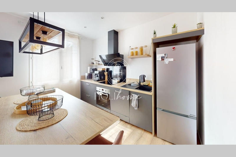 Maison - 209 m² - 5 pièces