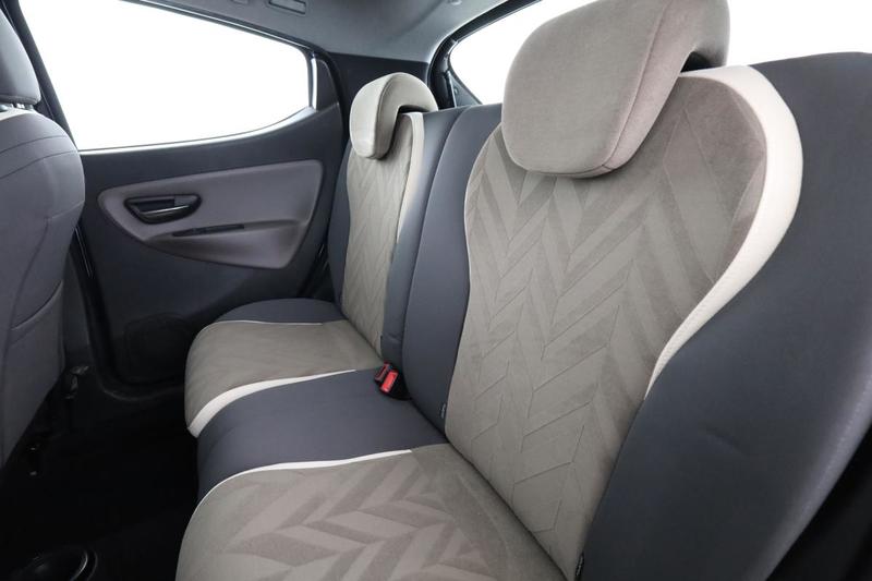 Lancia Ypsilon 1.2 Platinum 69 ch