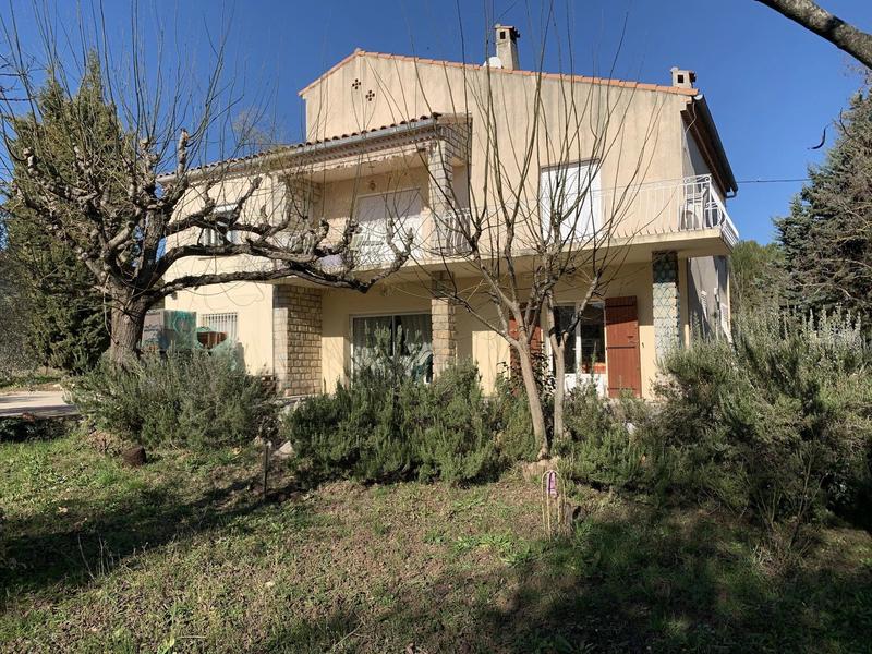 Appartement - 91 m² - 4 pièces