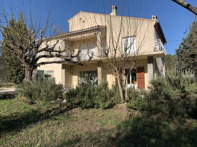 Appartement - 91 m² - 4 pièces