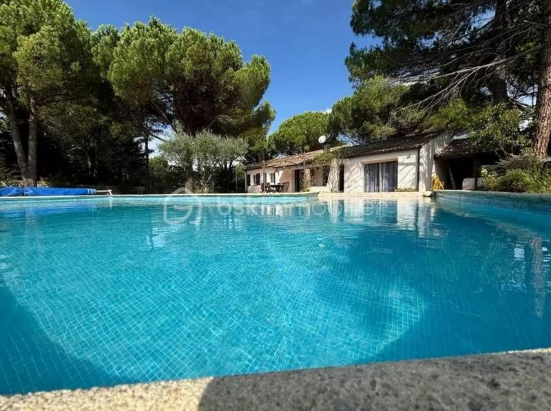 Maison traditionnelle - 130 m² - 6 pièces