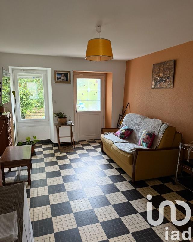 Maison de village - 105 m² - 9 pièces