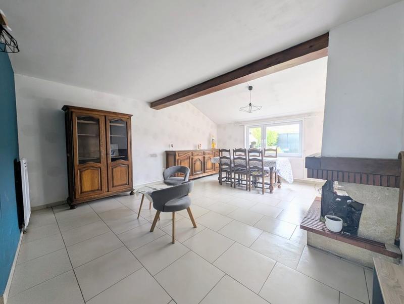 Maison - 90 m² - 4 pièces