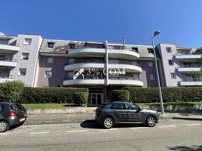 Appartement - 80 m² - 3 pièces