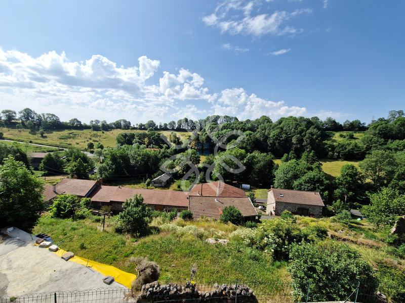 Maison de village - 139 m² - 8 pièces