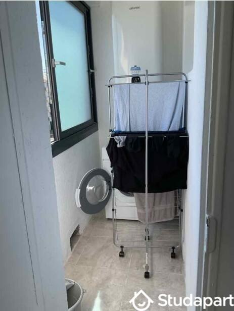 Chambre - 11 m² - 1 pièce