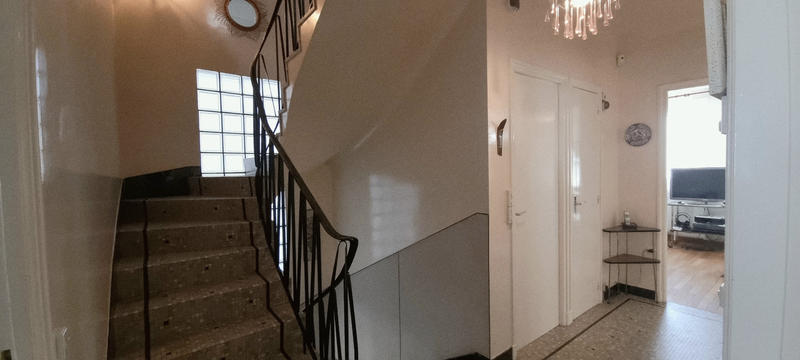 Maison - 192 m² - 6 pièces