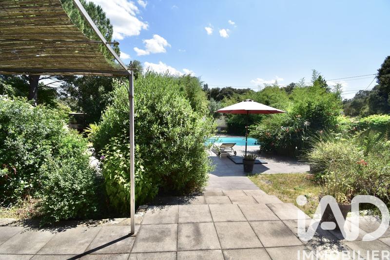 Maison - 98 m² - 4 pièces