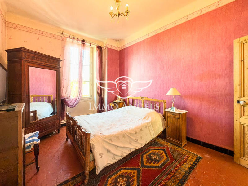 Maison ancienne - 362 m² - 10 pièces