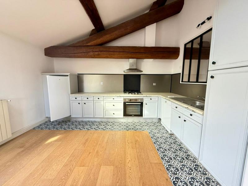 Appartement - 81 m² - 3 pièces