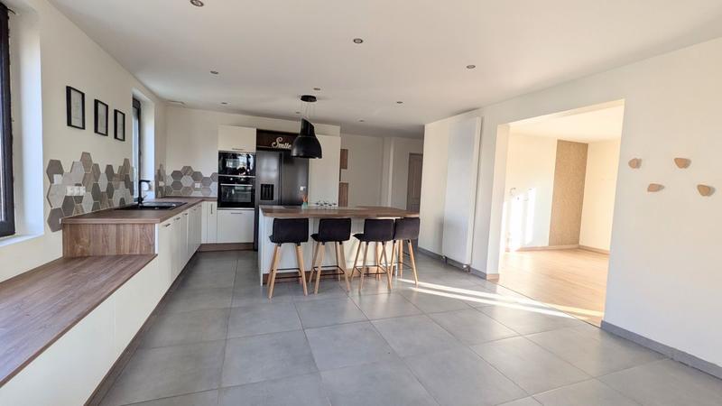 Villa - 150 m² - 6 pièces