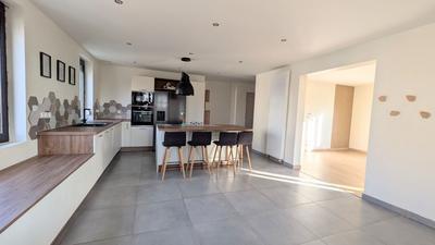 Villa - 150 m² - 6 pièces