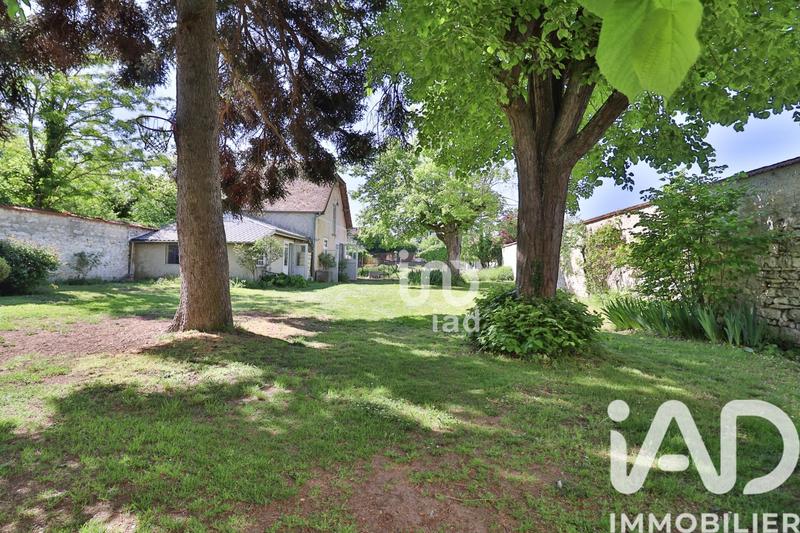 Maison - 180 m² - 7 pièces