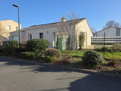 Maison - 92 m² - 4 pièces