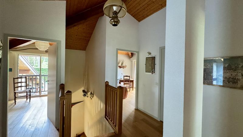 Maison d'architecte - 212 m² - 8 pièces