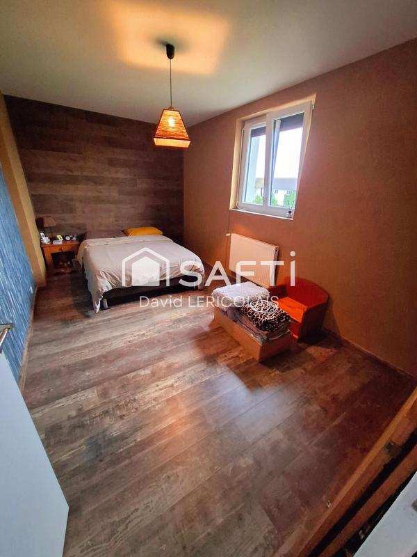 Maison - 130 m² - 7 pièces