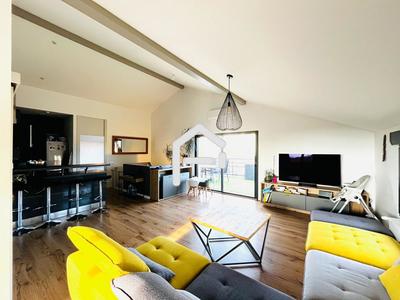 Appartement - 80 m² - 4 pièces