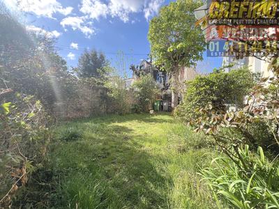 Maison - 108 m² - 6 pièces