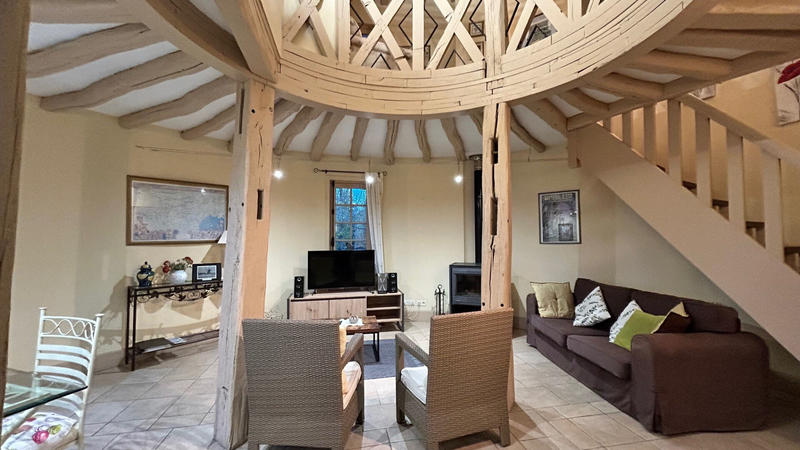 Maison - 104 m² - 4 pièces