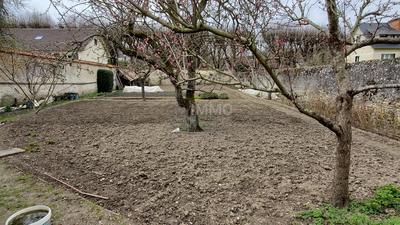 Terrain constructible - 727 m²