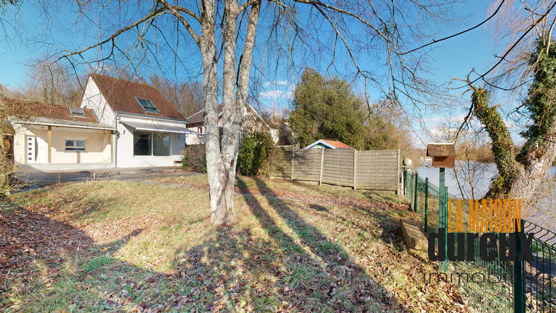 Maison - 101 m² - 5 pièces