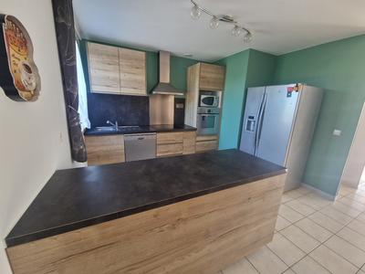 Maison - 81 m² - 5 pièces