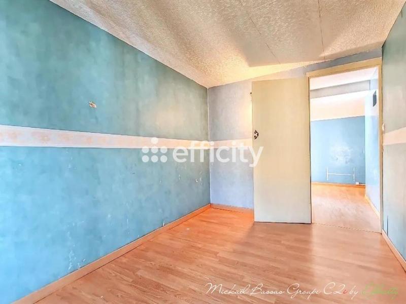 Immeuble - 120 m² - 7 pièces