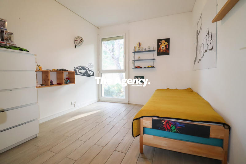 Appartement - 76 m² - 4 pièces