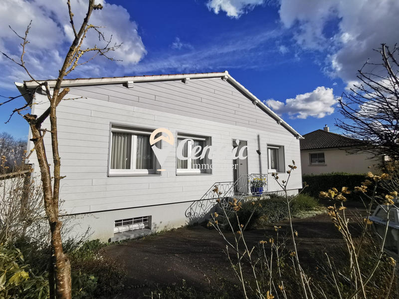 Maison - 79 m² - 6 pièces