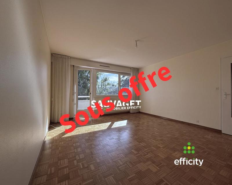 Appartement ancien - 71 m² - 3 pièces