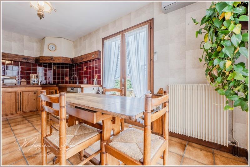 Maison - 182 m² - 5 pièces