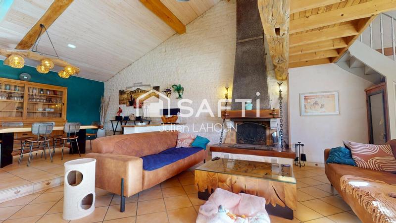 Maison - 299 m² - 7 pièces