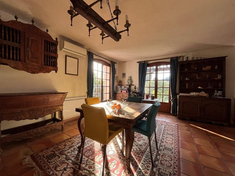 Maison - 162 m² - 5 pièces