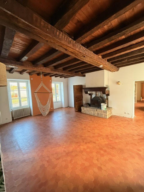 Maison - 160 m² - 8 pièces