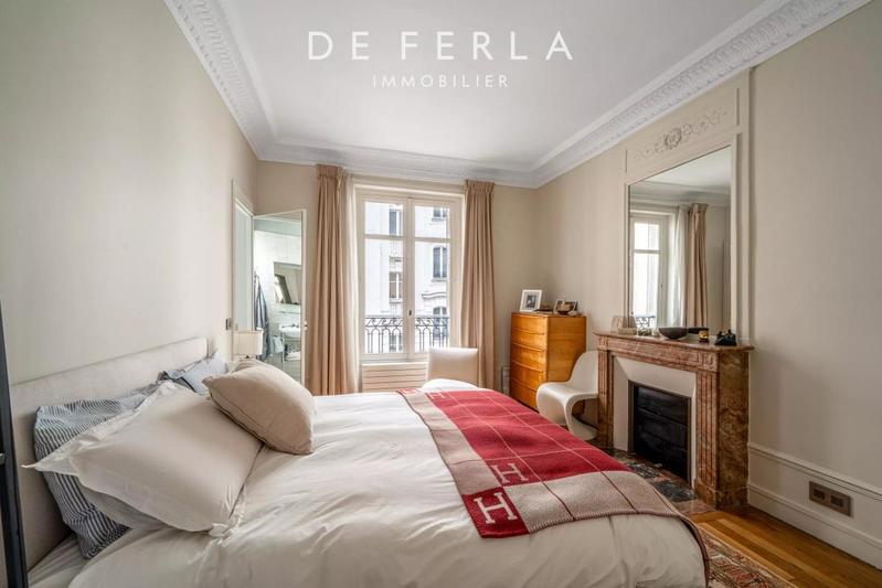 Appartement - 145 m² - 5 pièces