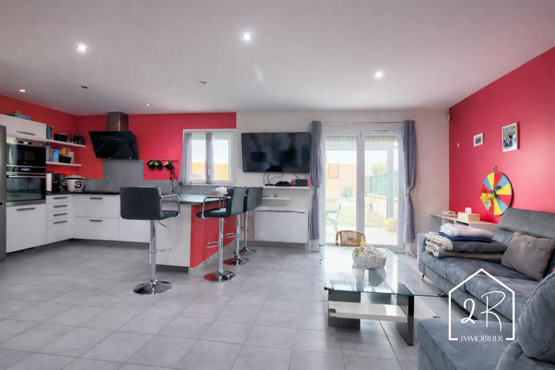 Maison - 90 m² - 4 pièces