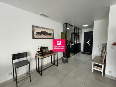 Maison - 144 m² - 4 pièces