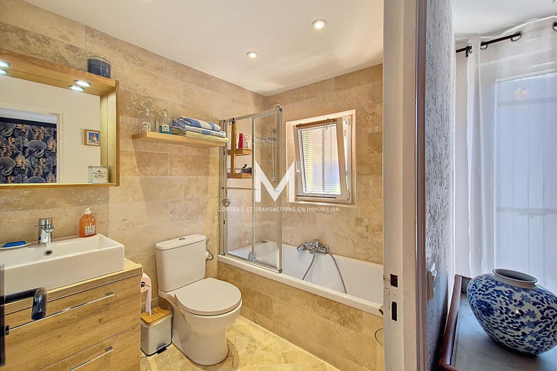 Mazet - 78 m² - 4 pièces