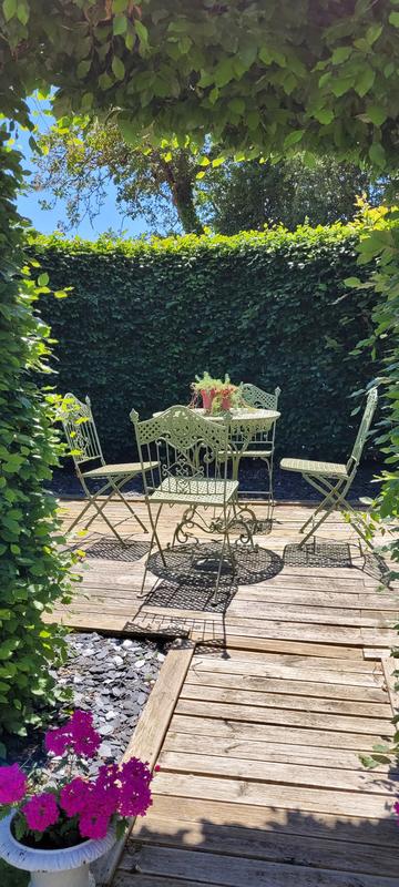 Propriété - 221 m² - 9 pièces