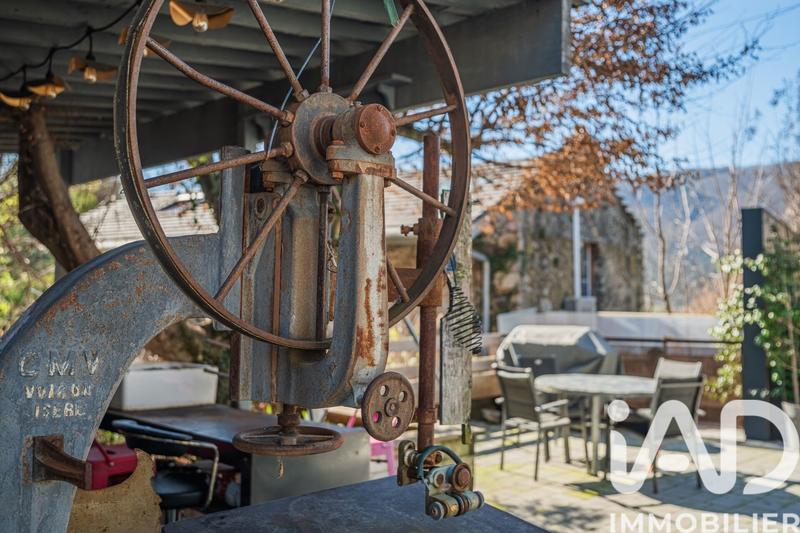 Maison - 177 m² - 6 pièces