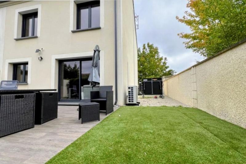 Pavillon - 130 m² - 7 pièces