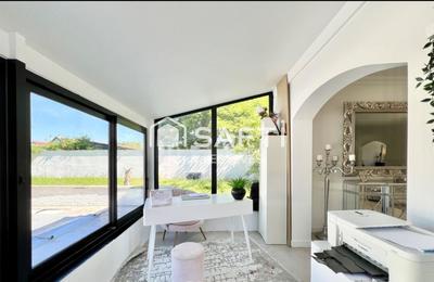 Maison - 175 m² - 6 pièces