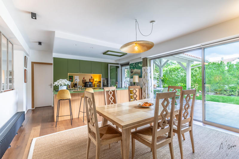 Maison - 160 m² - 6 pièces