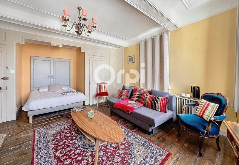 Maison bourgeoise - 301 m² - 8 pièces